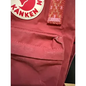 Fjallraven Kanken Mini Backpack Red Patterned Straps Small Daypack thumbnail 9
