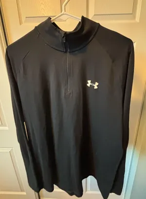 Men’s Under Armour Quarter-Zip thumbnail 1