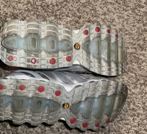 Nike Women's Air Max Dn8 Wolf Grey Metallic Silver Sneakers HF5509-001 thumbnail 4