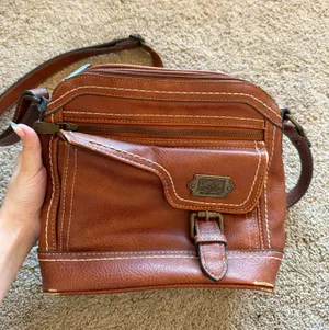 born concept leather purse thumbnail 1