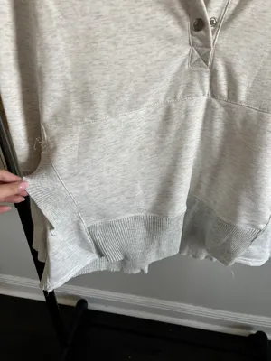 Hooded sweater Size L thumbnail 2