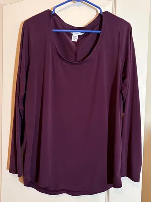 Athleta long-sleeve scoop neck top thumbnail 1