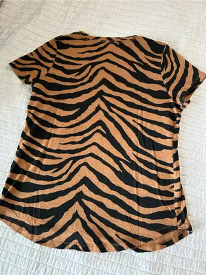 Banana republic cozy slub cotton modal tan black animal print tee shirt S thumbnail 6