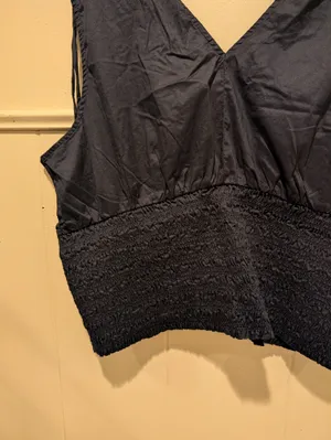Old Navy V-neck Tank Top thumbnail 11