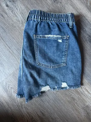 aerie M Daydream Woman’s Distressed Lightweight Denim Shorts Elastic Waistband thumbnail 7
