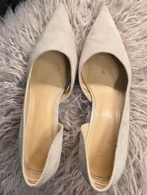 H&M Heels thumbnail 1