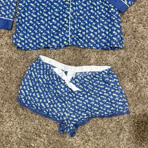 Victorias Secret Blue Floral Polka Dot Pajama Set Long Sleeve Top Shorts Large thumbnail 3