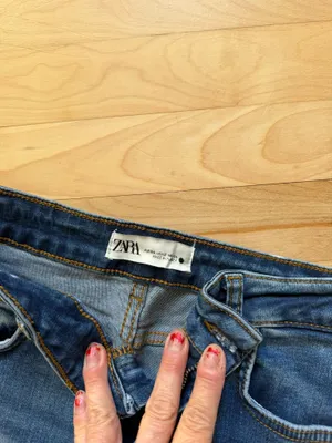 ZARA Jeans High-Rise Wide-Leg thumbnail 2