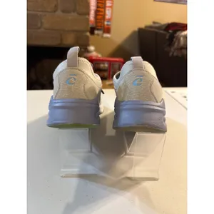 Clove White/Grey Womens Nursing Shoes Size 8 thumbnail 6