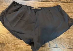 Etam Black Sleep Shorts Gold Accent Women's Sz S NEW thumbnail 1