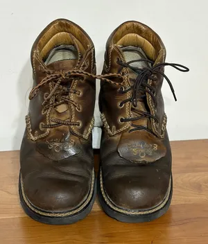 Ariat Barn Yard Brown Leather Lace Up Work Boots Kiltie 10001256 Womens 8B thumbnail 1