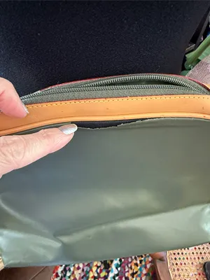 Vintage Hunting World Green & Tan Equestrian Safari Explorer Chic Crossbody Bag thumbnail 8