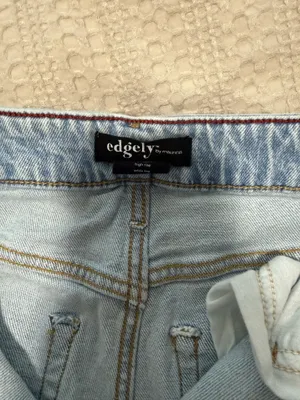 Edgley Maurices Jeans thumbnail 2