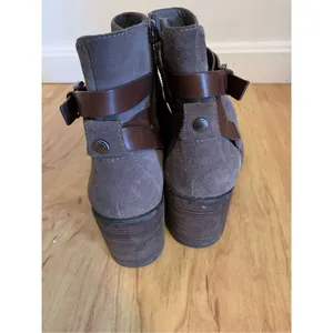 Brown Michael Kors boots size 7.5 thumbnail 3