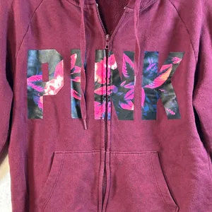 PINK Victoria's Secret‎ Burgundy Floral Logo Zip Up Hoodie Sweatshirt Size S thumbnail 2