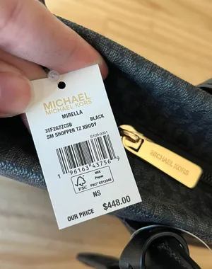 Michael Kors Purse thumbnail 3