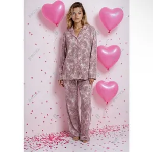 SKIMS Three-Piece Pajama Set L thumbnail 3