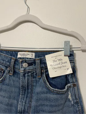 NWT Abercrombie & Fitch The ‘90s Relaxed Jean Ultra High Rise Size 25 0 NEW thumbnail 4