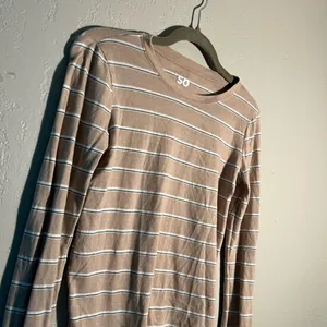 SO Women's Tan Striped Long Sleeve Top SZ XS Summer Casual T Shirt Cute + Petite thumbnail 3