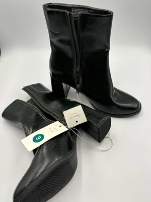 Memory Foam Women’s Black Mid Calf Block Heel Ankle Boots Size 9 NWT thumbnail 1