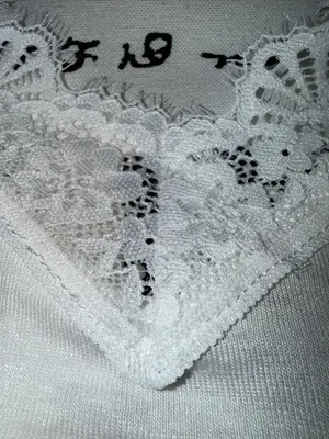 Cupshe White Lace-Trim V-Neck Long Sleeve Tee thumbnail 8