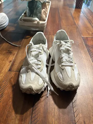 New Balance 327 Women’s Sneakers thumbnail 3