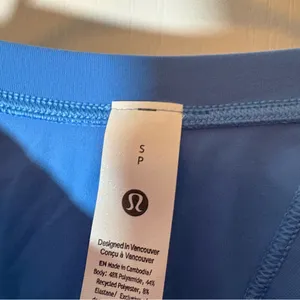 Lululemon Pace Crush Cross-Back Graphic Tank Top SZ S Sold Out Color Pool Blue thumbnail 3