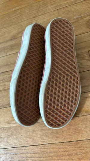 Red Vans Checkered thumbnail 1