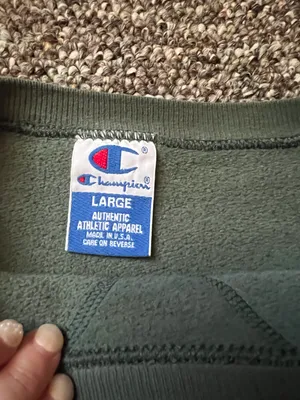 Champion Oversized Crop Sweatshirt thumbnail 2