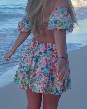 Beginning Boutique Floral Dress thumbnail 3