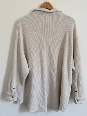 Aerie Lumberjane Cream Waffle Knit Size Large Long Sleeve Button Up Pocket Top thumbnail 5