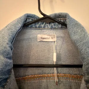 Special A Oversized Classic Denim Trucker Jacket Light Wash Blue thumbnail 3