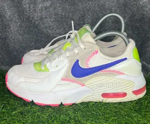 Nike Air Max White Multi-Color Sneakers Women’s US 6 thumbnail 1