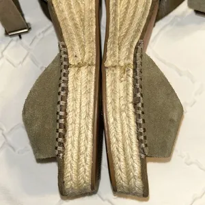 Steve Madden Green Suede/Leather Wedge Heel Open Toe Sandals (Size 8.5M) thumbnail 7