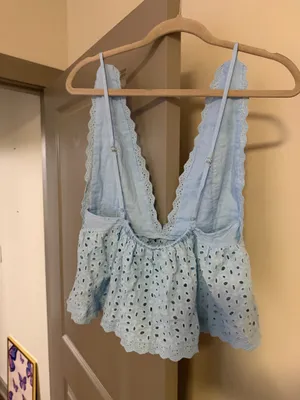 Light Blue Eyelet Plunge Neck Peplum Top Size Medium thumbnail 4