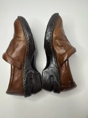 B.O.C Brown Leather Clogs Women's Size 6 thumbnail 5
