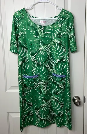 NWOT Top It Off women’s green leafy blue ribbon‎ decorated pocket tshirt dress M thumbnail 1