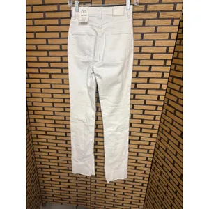 Zara‎ White Slim Flare Jeans Size 2 thumbnail 2