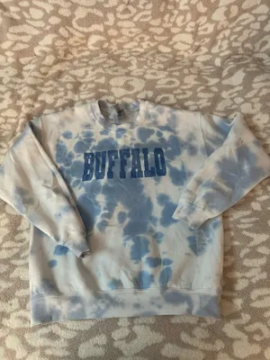 Gildan Buffalo Sweatshirt thumbnail 2