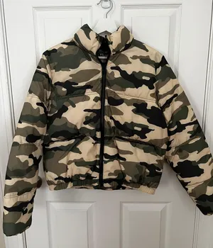 Camo Cropped Puffer thumbnail 1