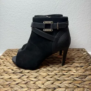 White House Black Market Evelyn Bootie Suede thumbnail 2