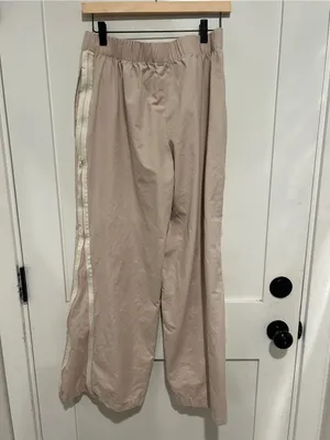 Forever 21 Wide Leg Track Pants in Soft Pink with Side Zipper size large thumbnail 3