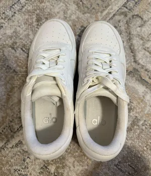 Alo Recovery Yoga Mode Sneakers thumbnail 1