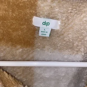 dip Tan and Cream Plaid Teddy Jacket size L thumbnail 3