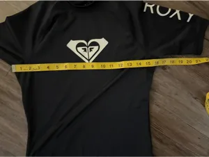 Roxy Whole Hearted SS Rash Guard - Black Medium 90s Y2K thumbnail 4