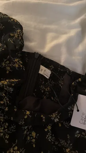 Black dress Size XXS thumbnail 2