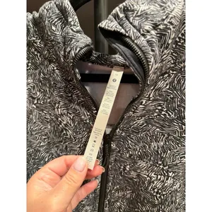 Lululemon Scuba Full-Zip Hoodie Polar Shift print women's 18 thumbnail 2