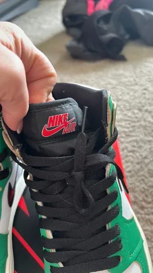 Air Jordan 1 thumbnail 7