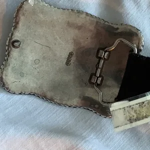 POLISHED & ETCHED DESIGN STAINLESS STEEL BUCKLE & LEATHER BELT.Sz: L thumbnail 3