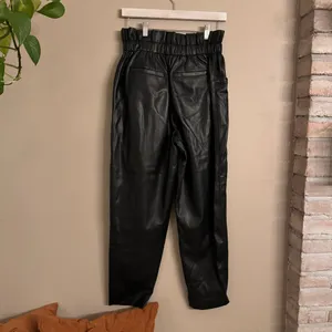 MADEWELL Vegan Leather Pull-On Paperbag Pants‎ thumbnail 6
